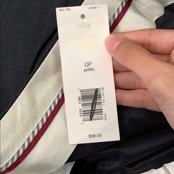 Banana Republic suiting pants - Picture 6 of 7